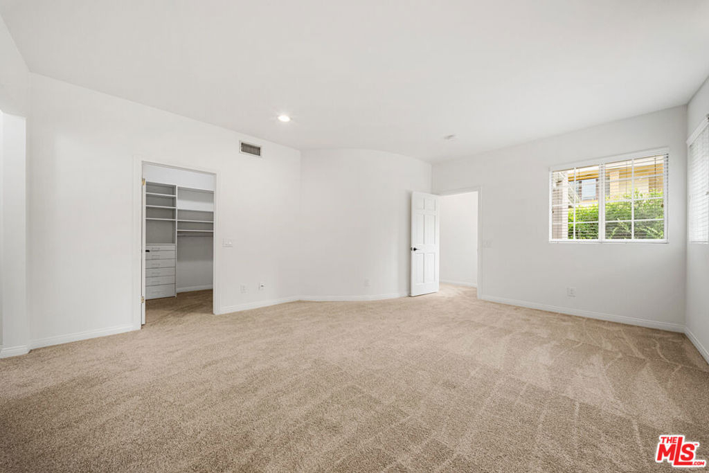 4144 Colfax Avenue - Photo 38