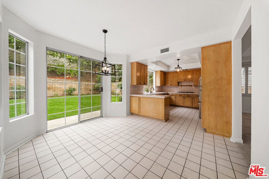 4144 Colfax Avenue - Photo 15