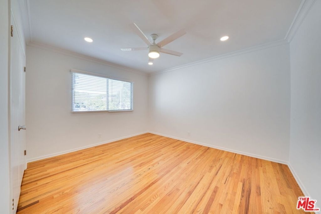 827 Lincoln Boulevard - Photo 4