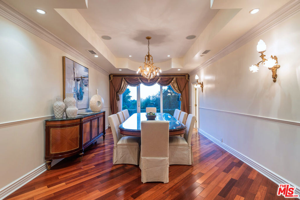 1915 Loma Vista Drive - Photo 9