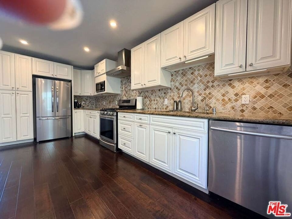 4001 W 165th Street - Photo 5