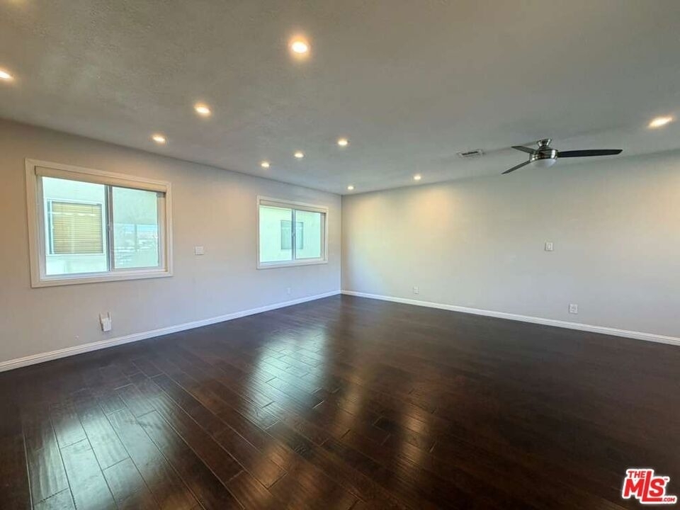 4001 W 165th Street - Photo 1
