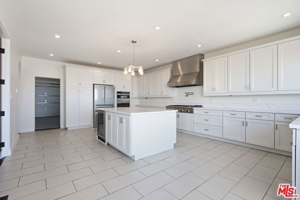 8908 Appian Way - Photo 16