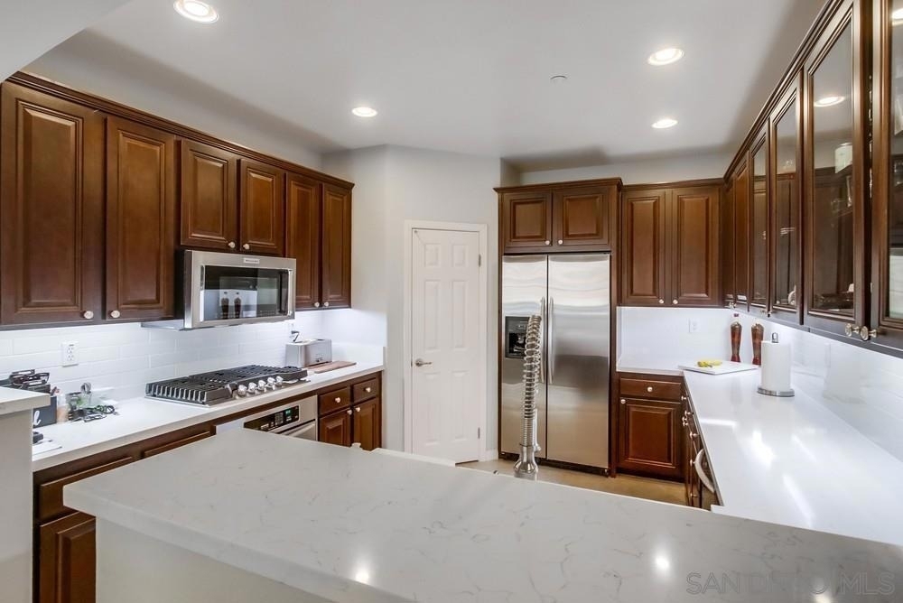 9240 Piantino Way - Photo 10