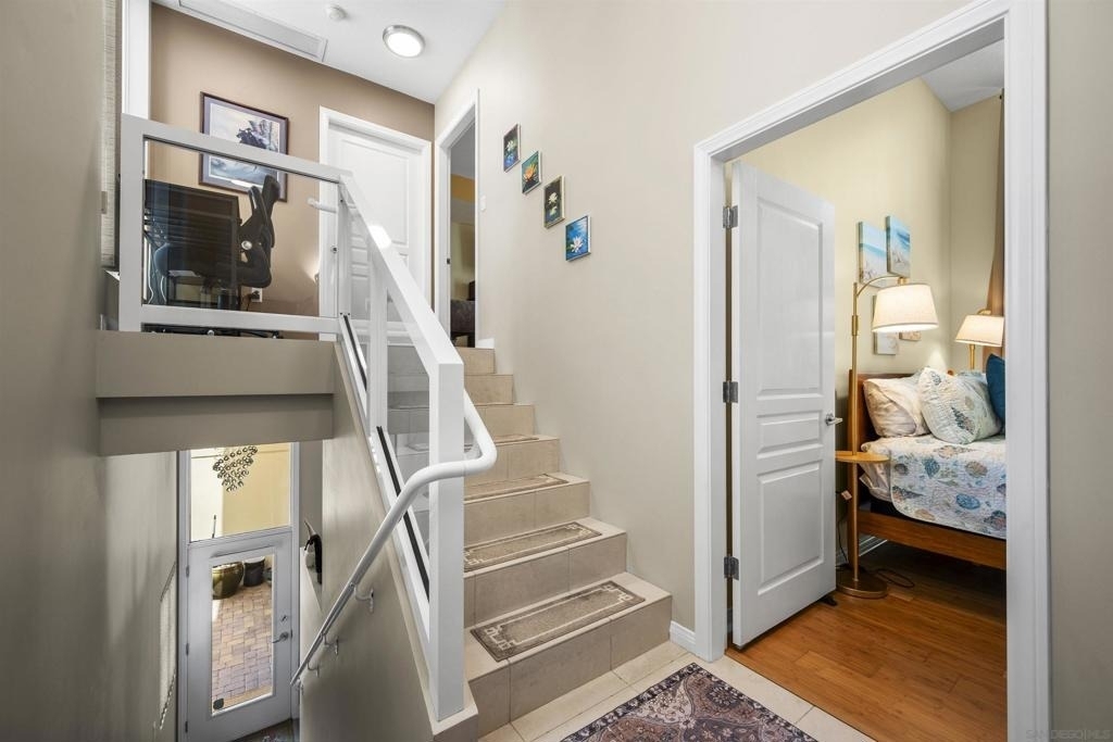 531 Front St - Photo 2
