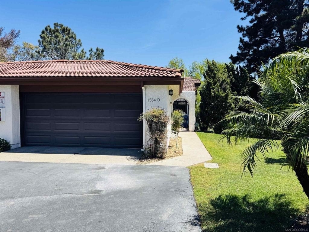 1554 Apache Drive - Photo 2