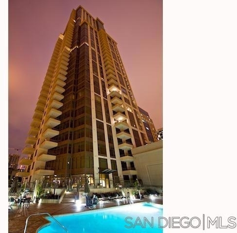 700 W E St - Photo 14