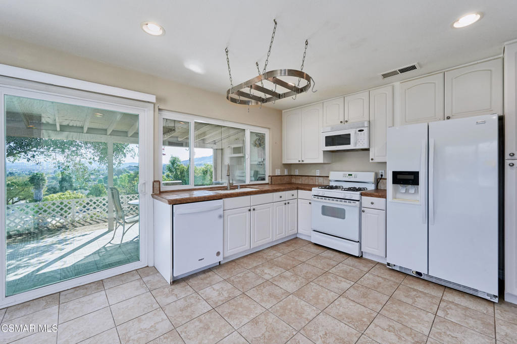 4019 Mayfield Street - Photo 9