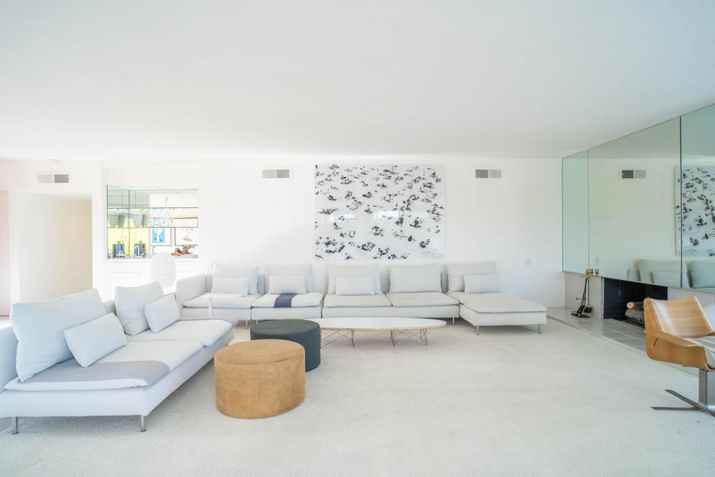 75810 Altamira Drive - Photo 1