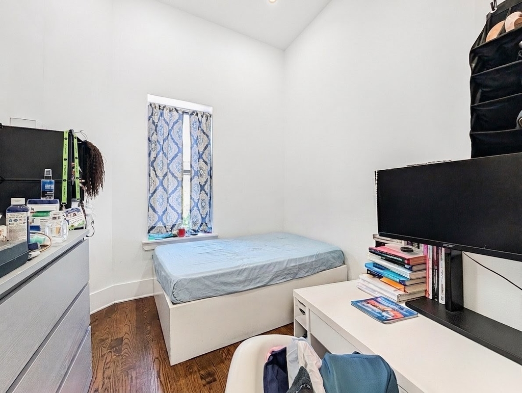 1518 Jefferson Avenue - Photo 5