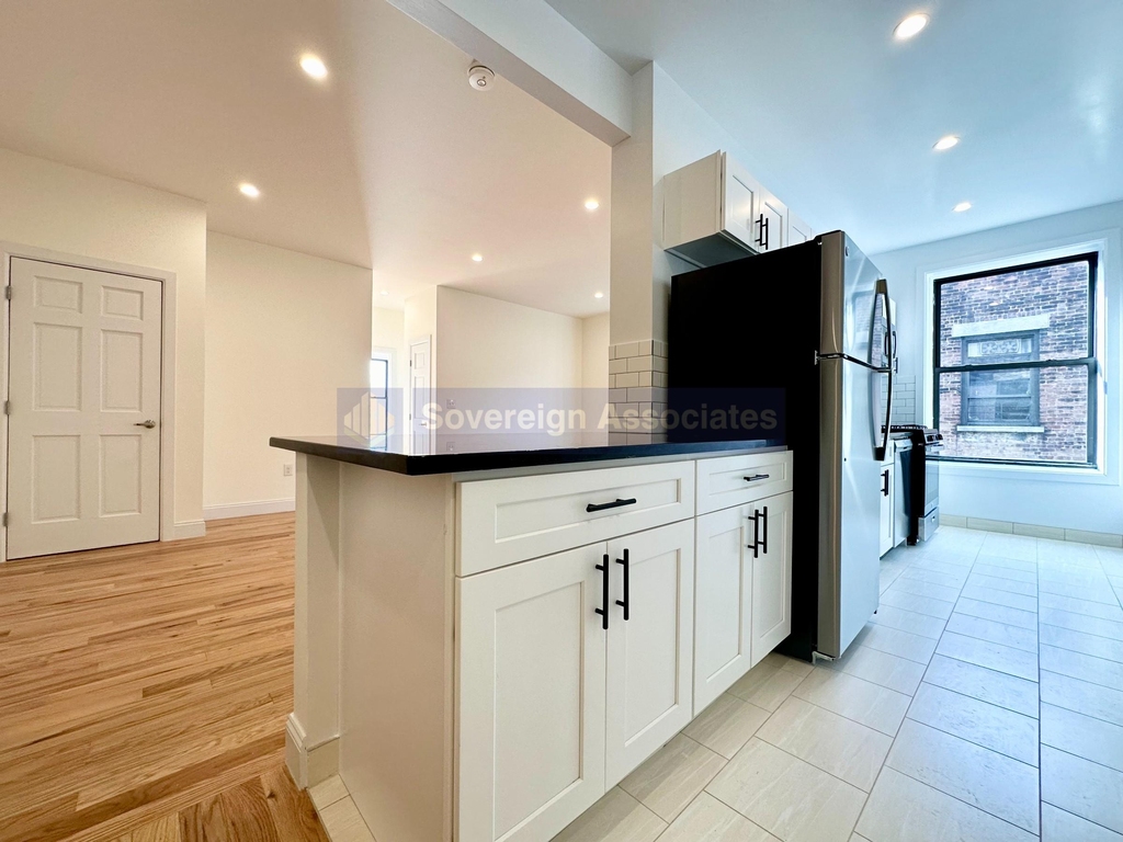 41-47 Saint Nicholas Terrace - Photo 4