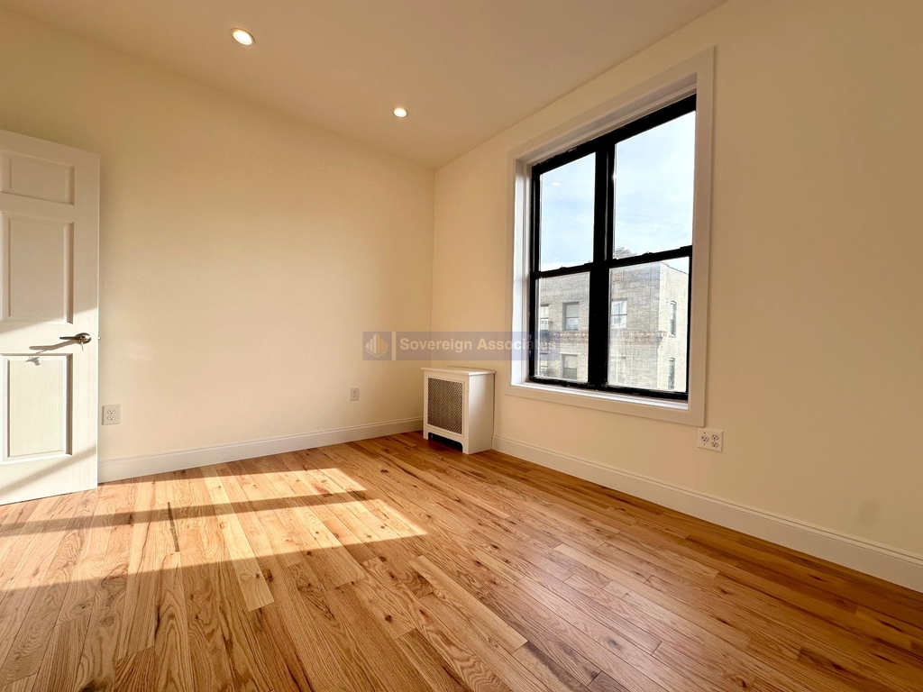 41-47 Saint Nicholas Terrace - Photo 8