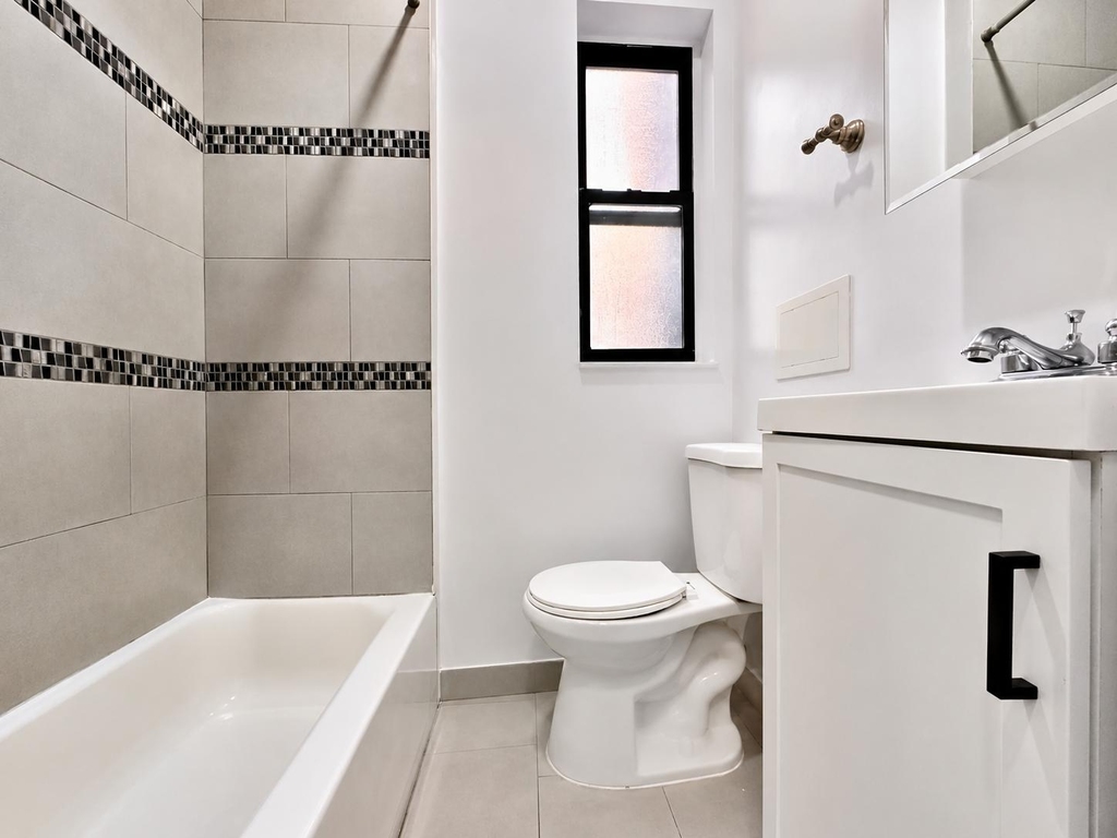 1270 First Avenue - Photo 7