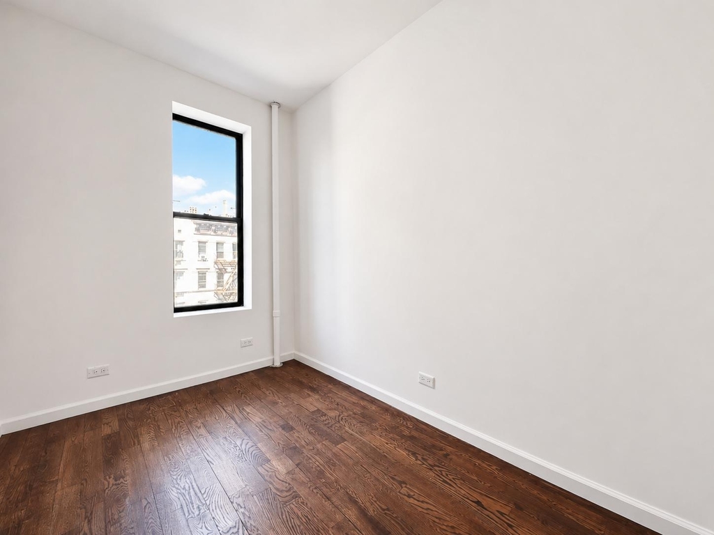 1270 First Avenue - Photo 5
