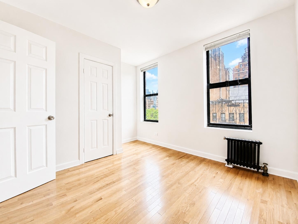 1270 First Avenue - Photo 1