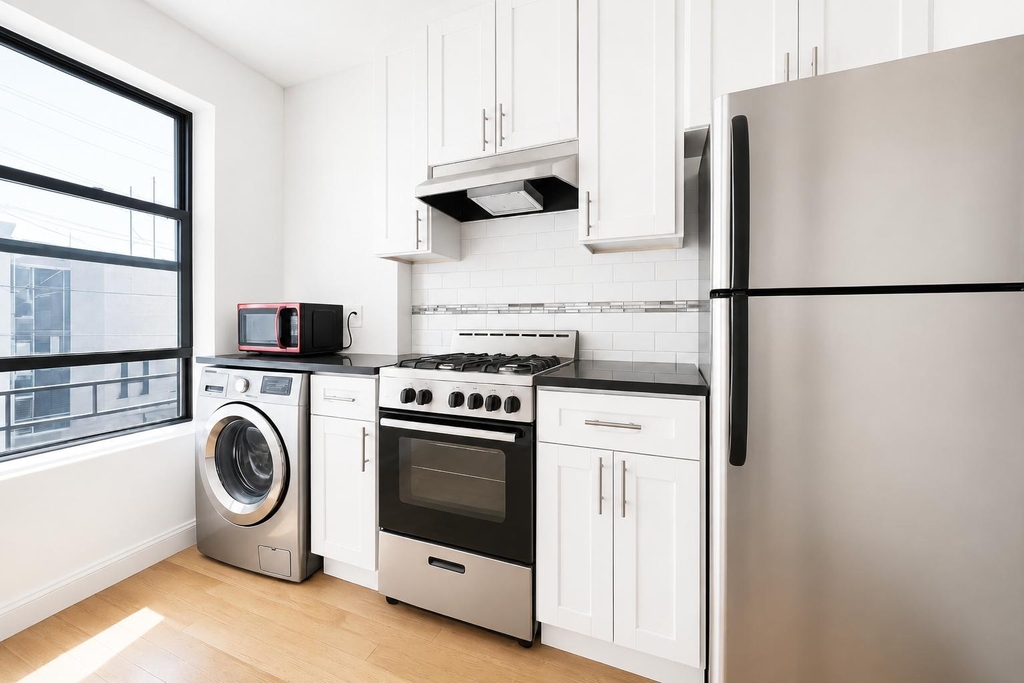1270 First Avenue - Photo 6