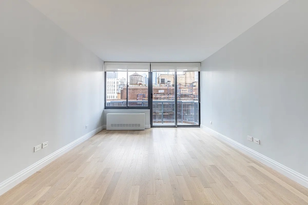West 48th Street - Photo 3