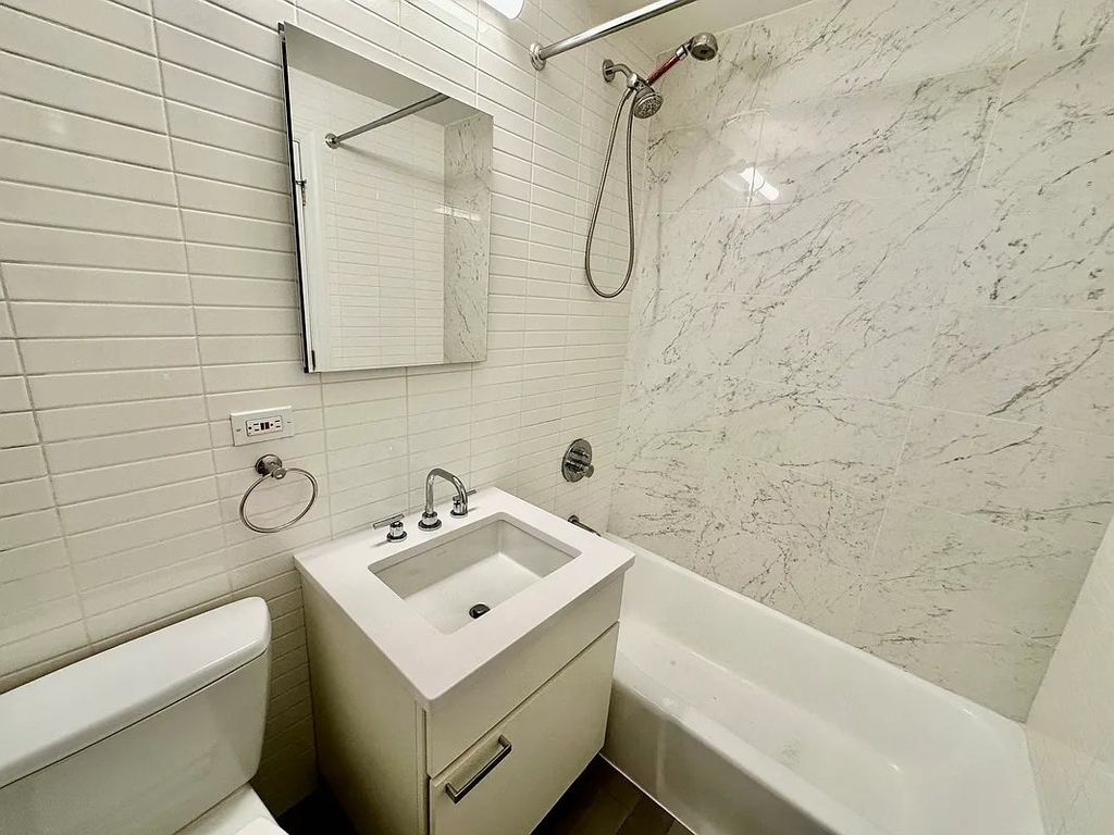 West 96th Street - Photo 4