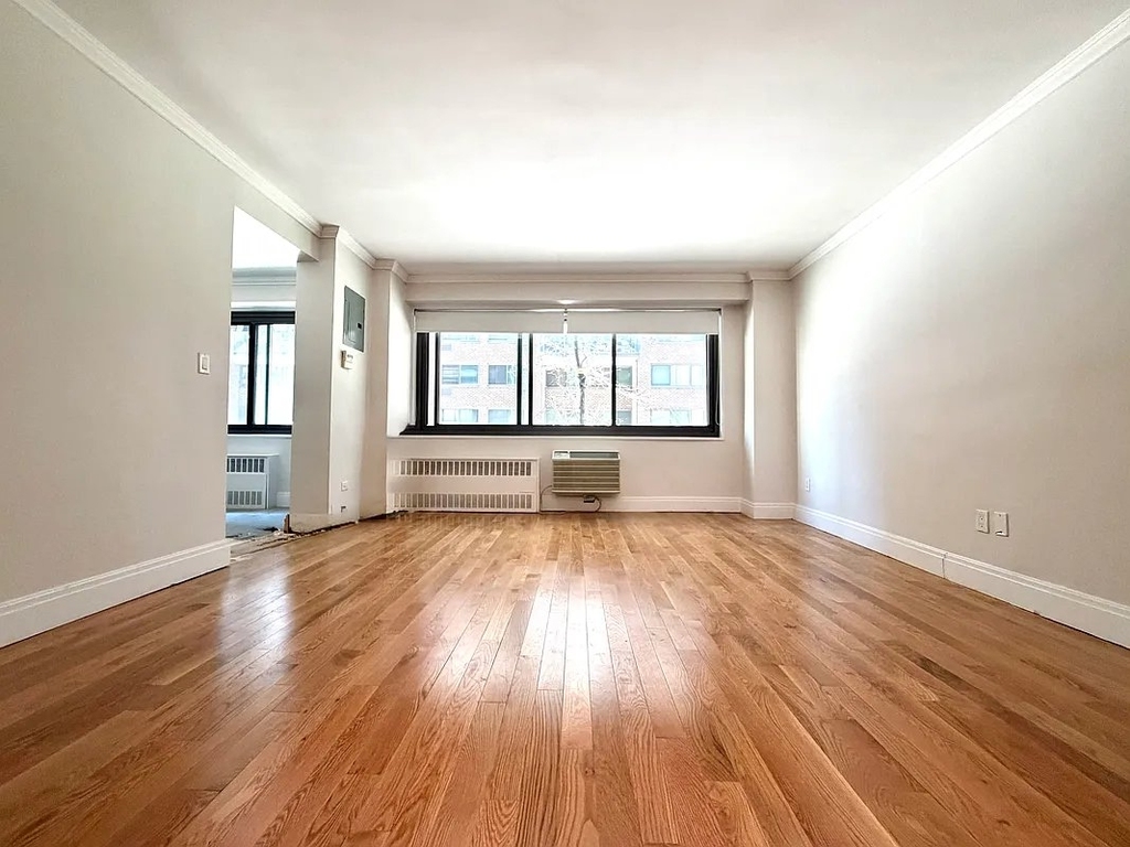 West 96th Street - Photo 2