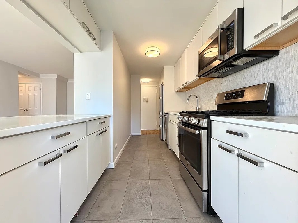 West 97th Street - Photo 1
