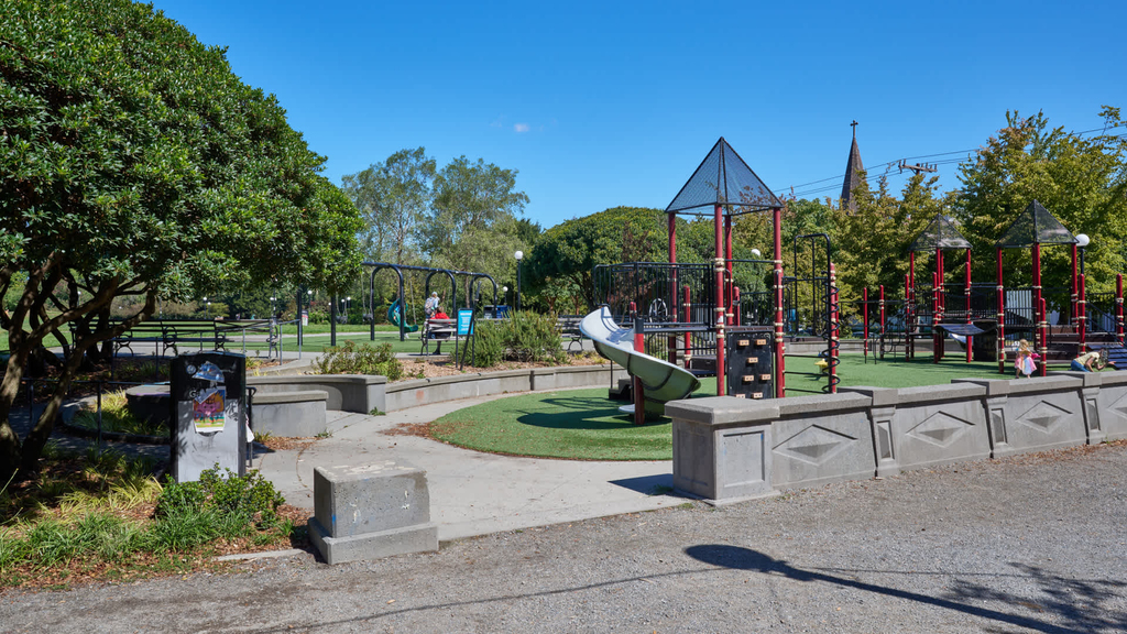 130 Harvard Avenue East - Photo 32