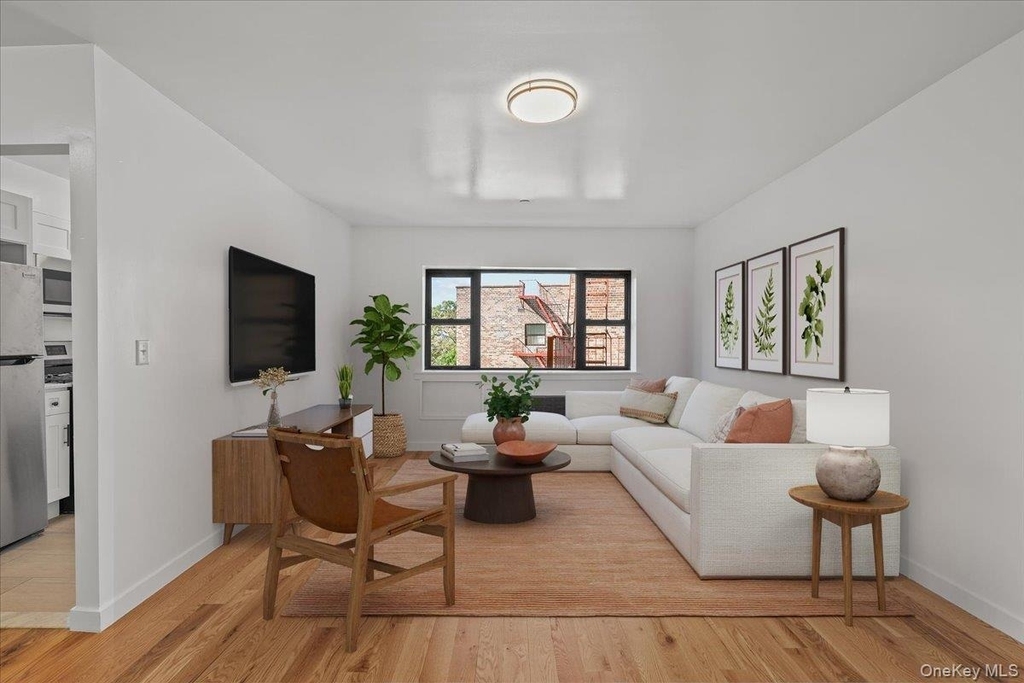671 Bronx River Road - Photo 4