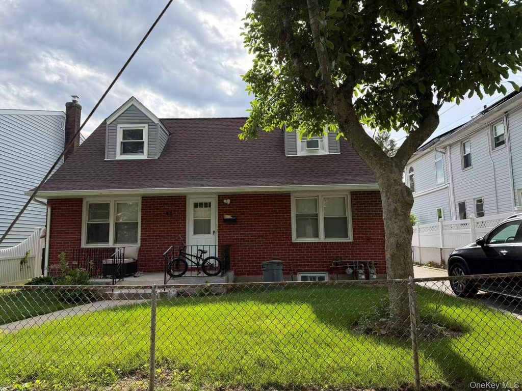 61 Grand Street - Photo 0