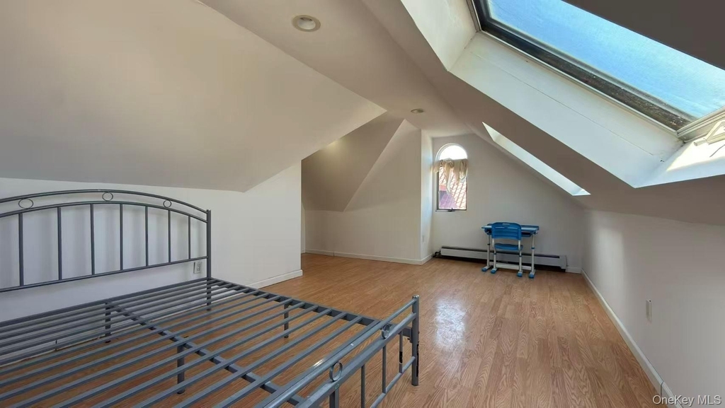 2511 127th Street - Photo 3