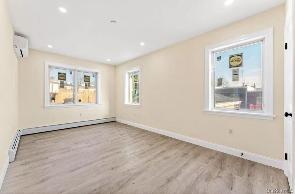 2563 125th Street - Photo 4