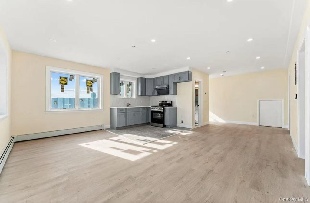 2563 125th Street - Photo 2