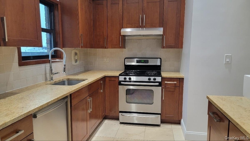 240-29 70 Avenue - Photo 1