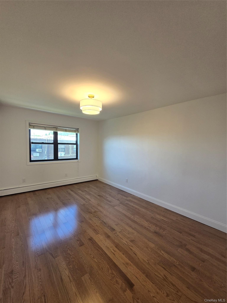 240-29 70 Avenue - Photo 14