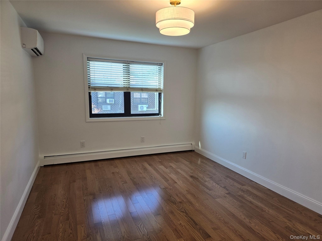 240-29 70 Avenue - Photo 24