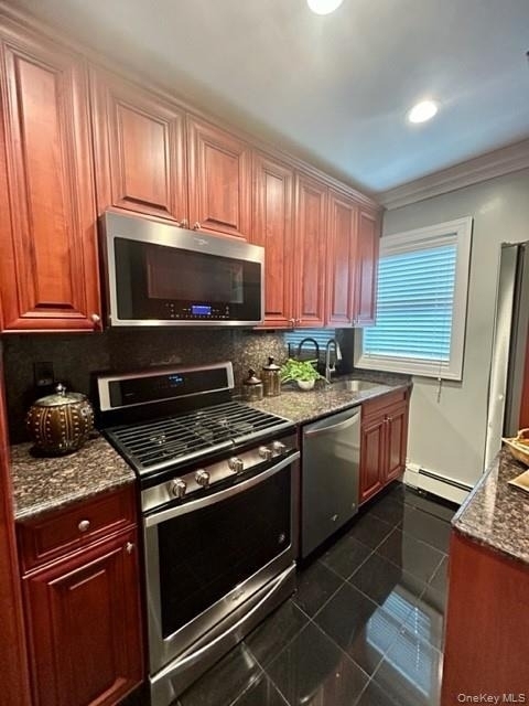 72 South Clinton Avenue - Photo 1