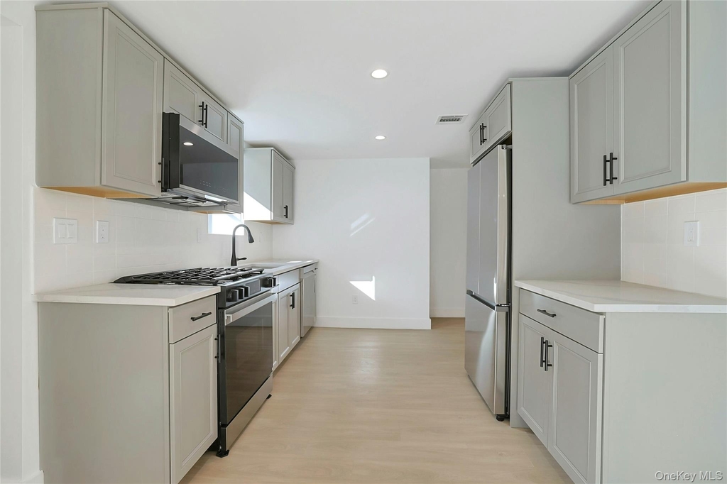 229 Piermont Avenue - Photo 15