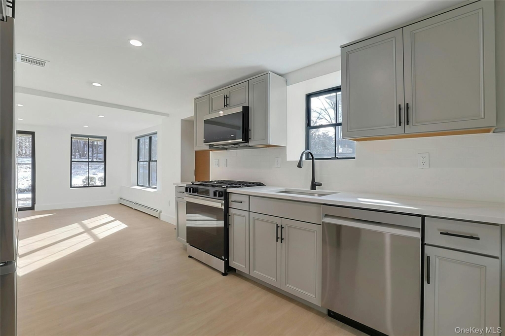 229 Piermont Avenue - Photo 17