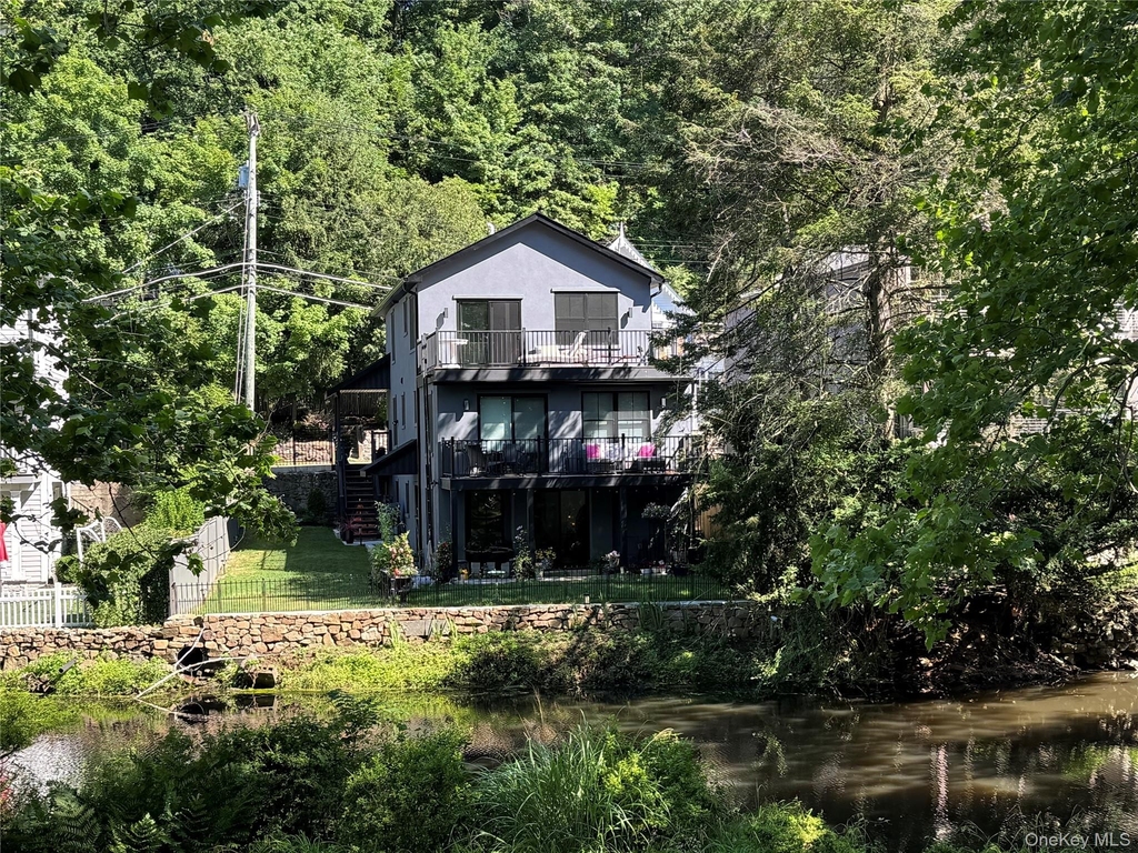 229 Piermont Avenue - Photo 1