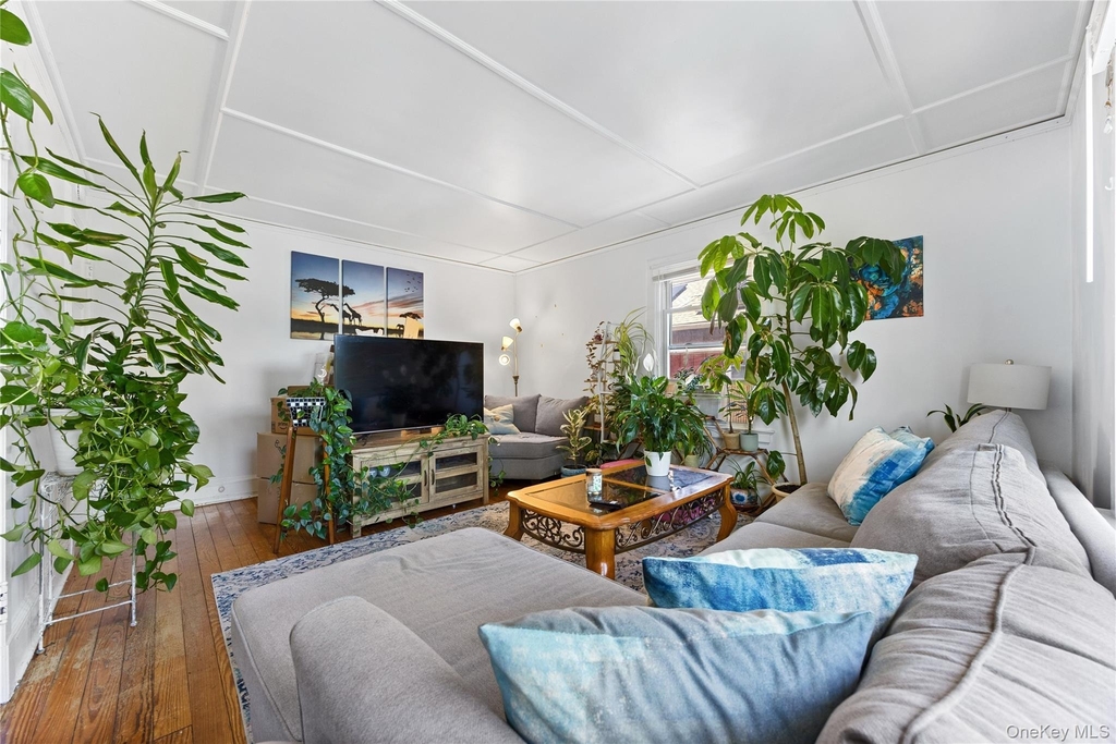 31 Howard Avenue - Photo 5
