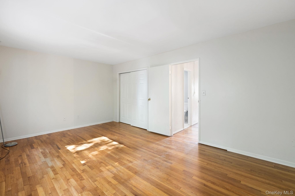 78 Roosevelt Drive - Photo 2