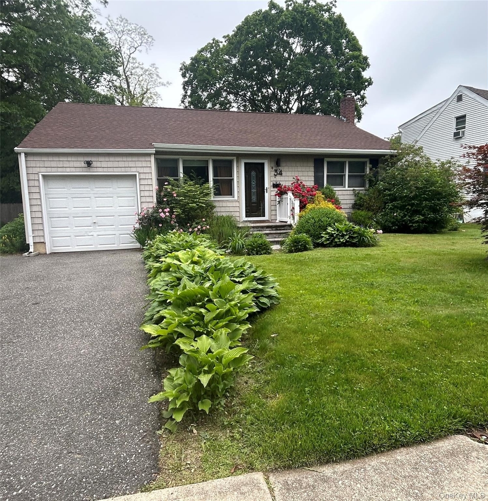 34 Woodhull Road - Photo 0