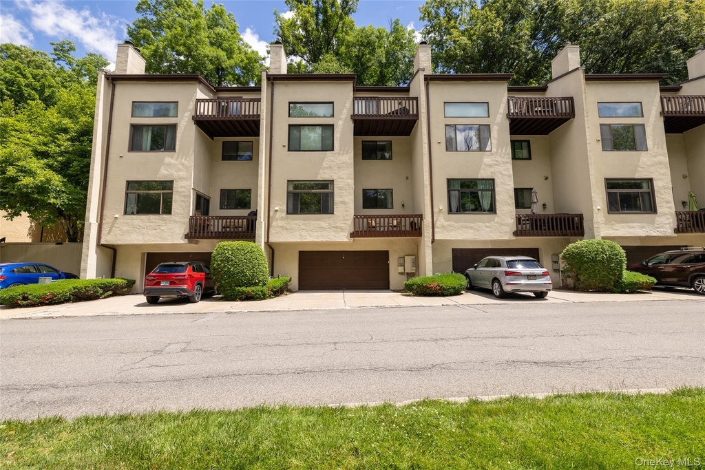 359 N Greeley Avenue - Photo 18