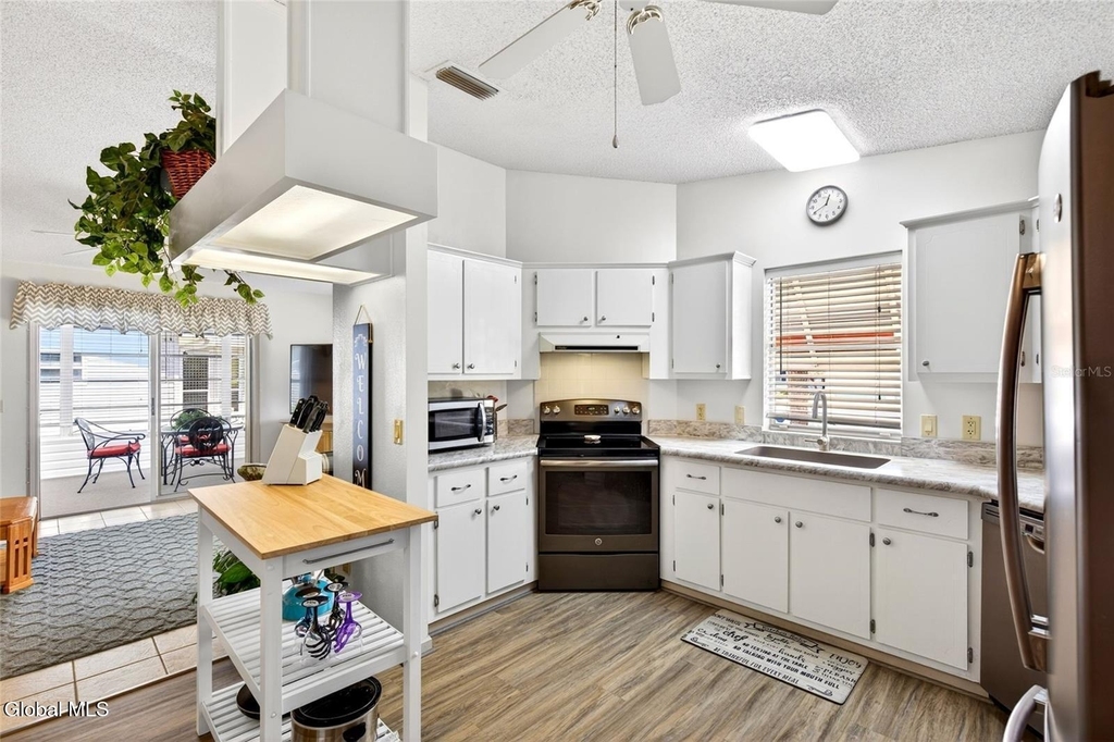 932 Chula Court - Photo 3