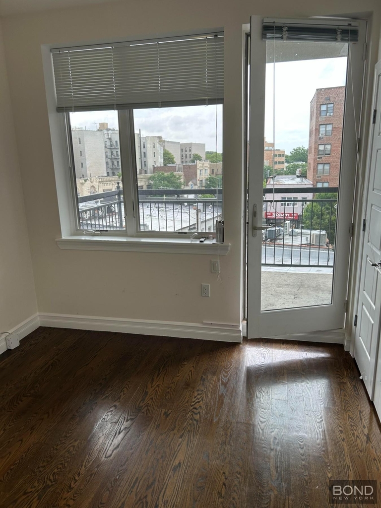 1329 E 17th Street - Photo 4