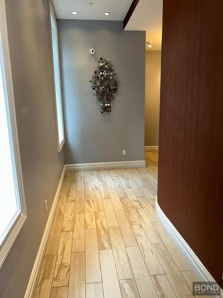 1329 E 17th Street - Photo 6
