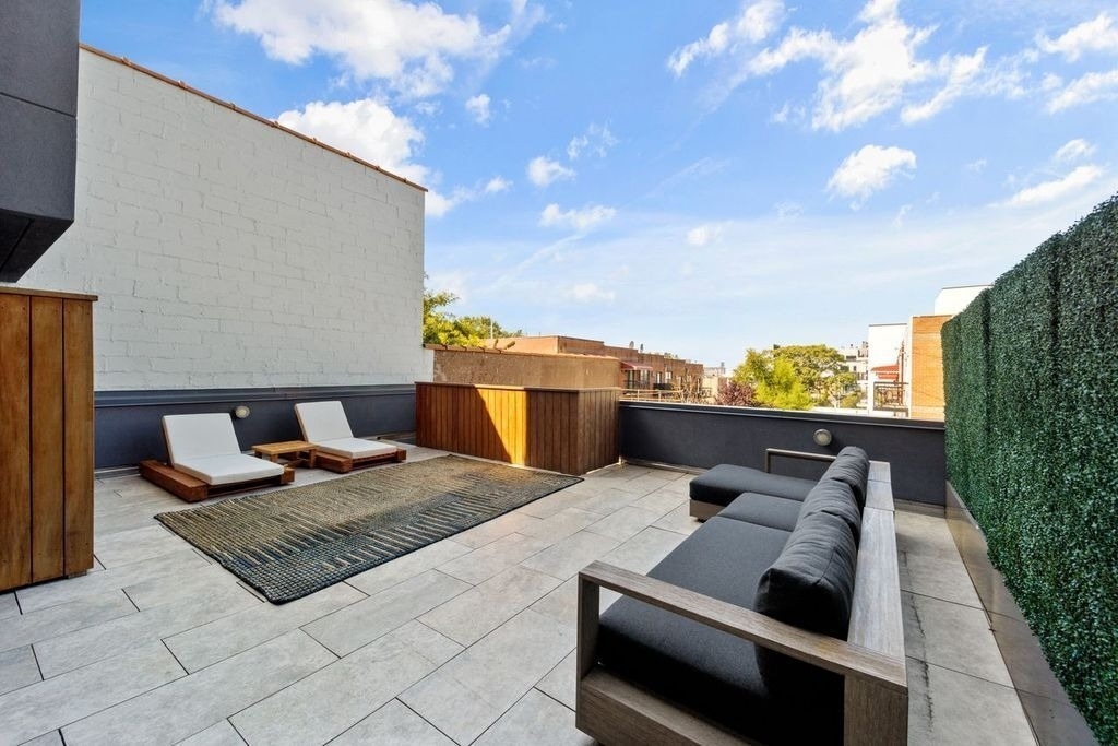554 4th Avenue - Photo 13