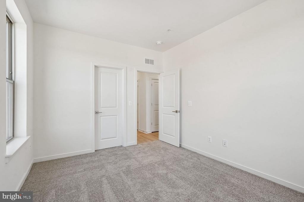 19704 Misty Moss Sq - Photo 23