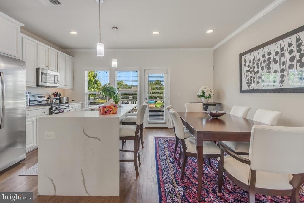 43284 Novi Terrace - Photo 8