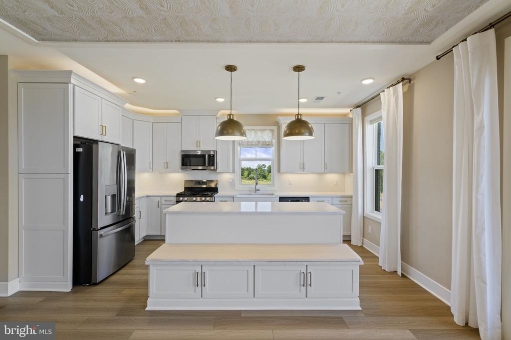 20799 Lamlash Terrace - Photo 5