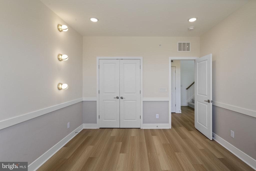 20799 Lamlash Terrace - Photo 15