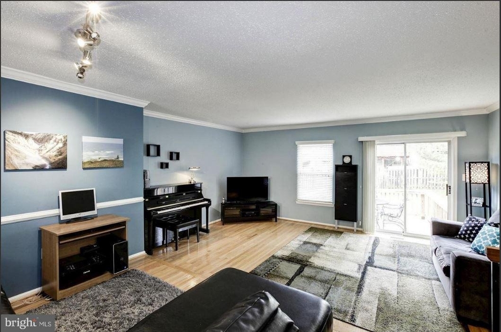 13915 Gunners Place - Photo 10
